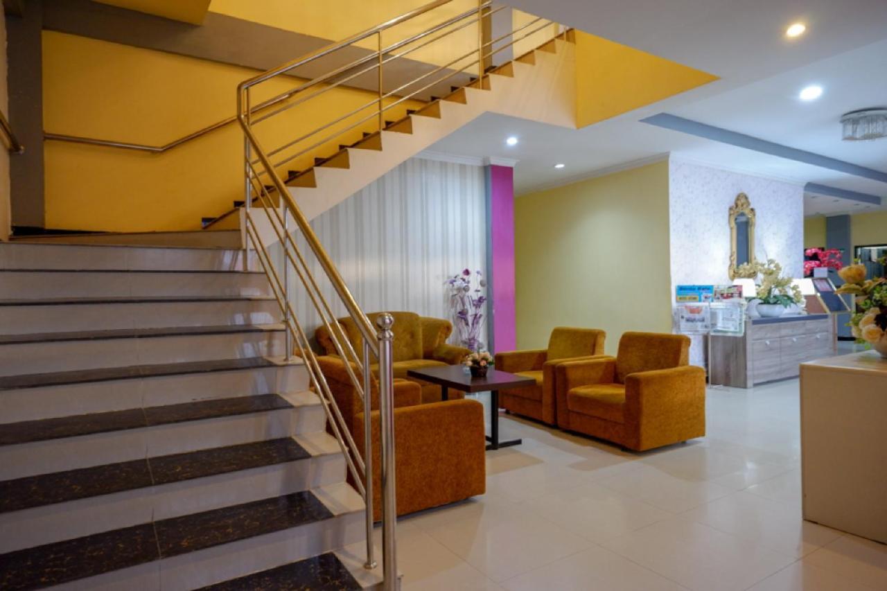 Reddoorz Near Citraland Waterpark Kendari Hotel Lepoleop Kültér fotó